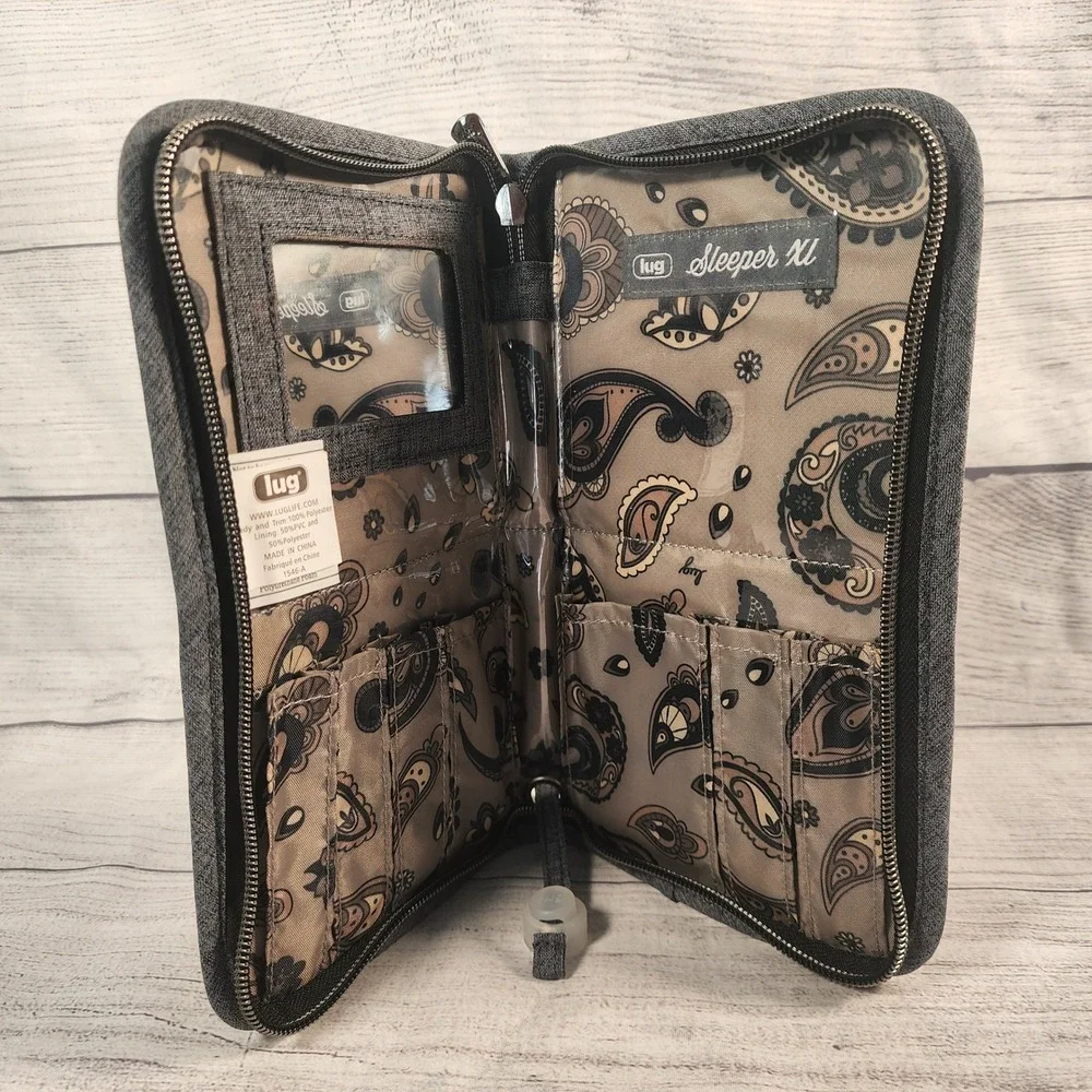 Lug Sleeper XL Jewelry Organizer Travel Case Heather Gray Quilted Paisley